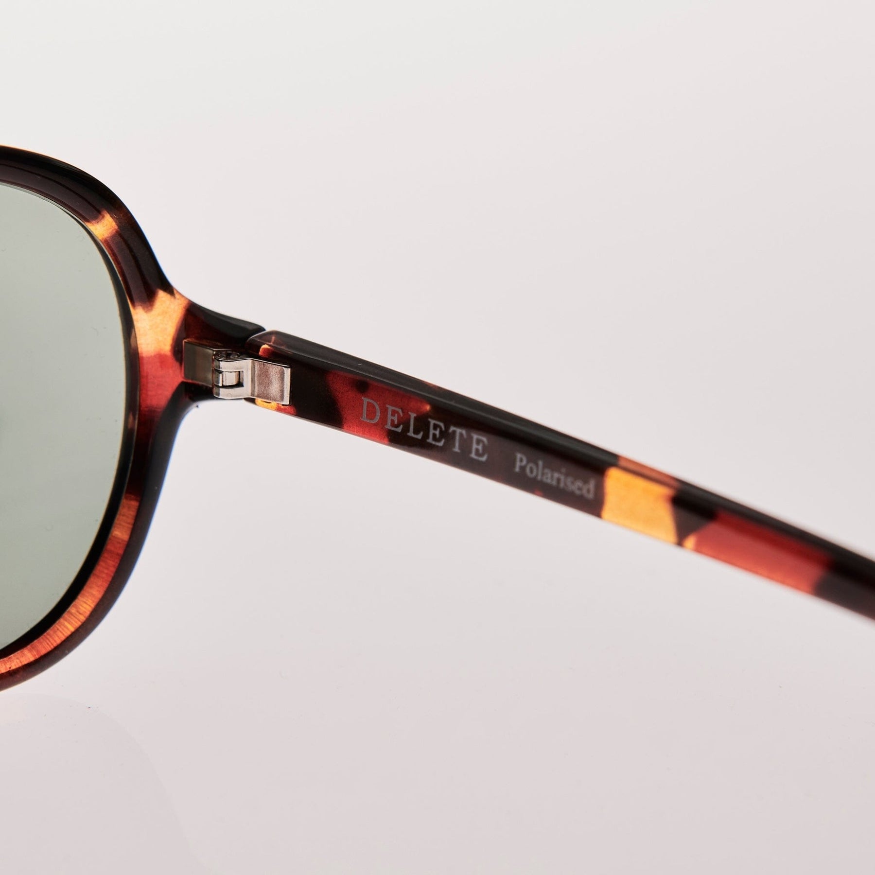 DELETE Gloss Tort | Green Polarised Lens