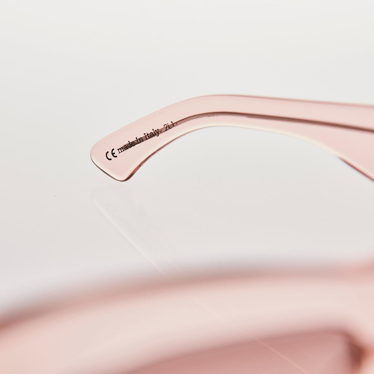 FARFALLE Bio-Acetate Romantic Pink | Rose Gradient Bio Lens