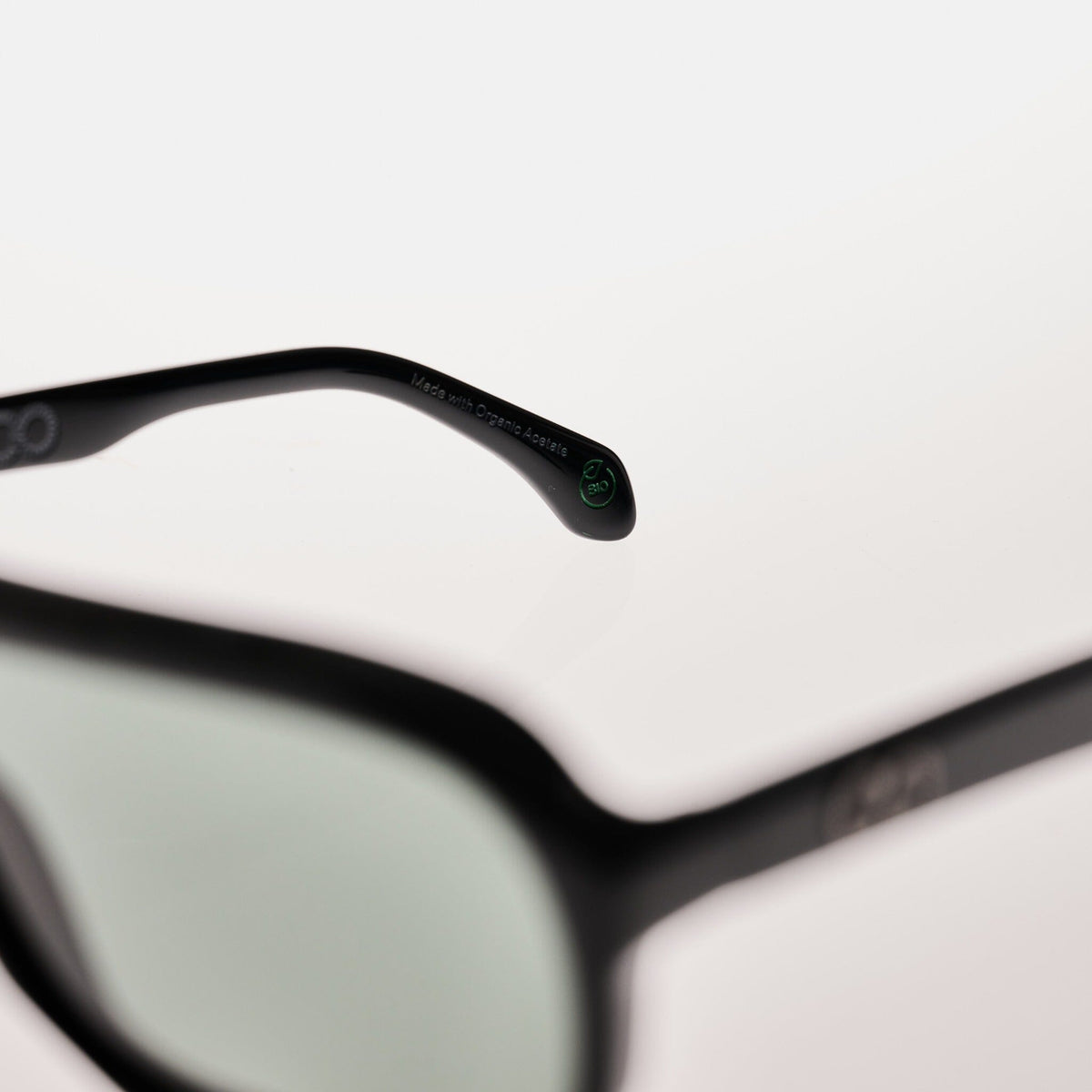 AUDIO Gloss Black | Green Polarised Bio Lens