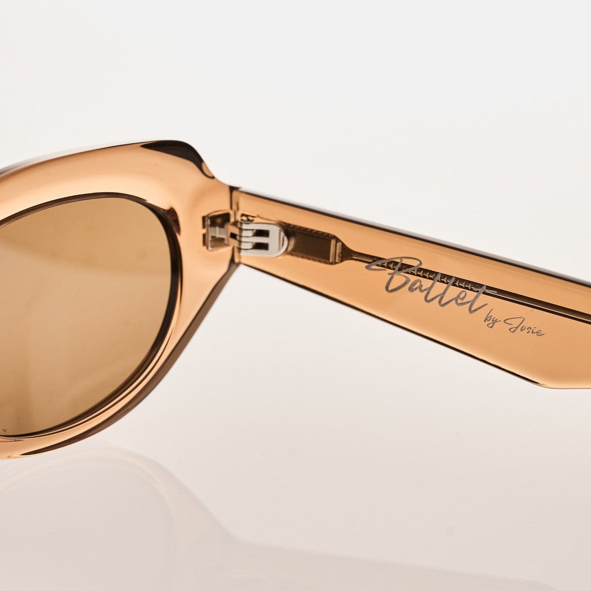 BALLET Cola | Amber Bio Lens