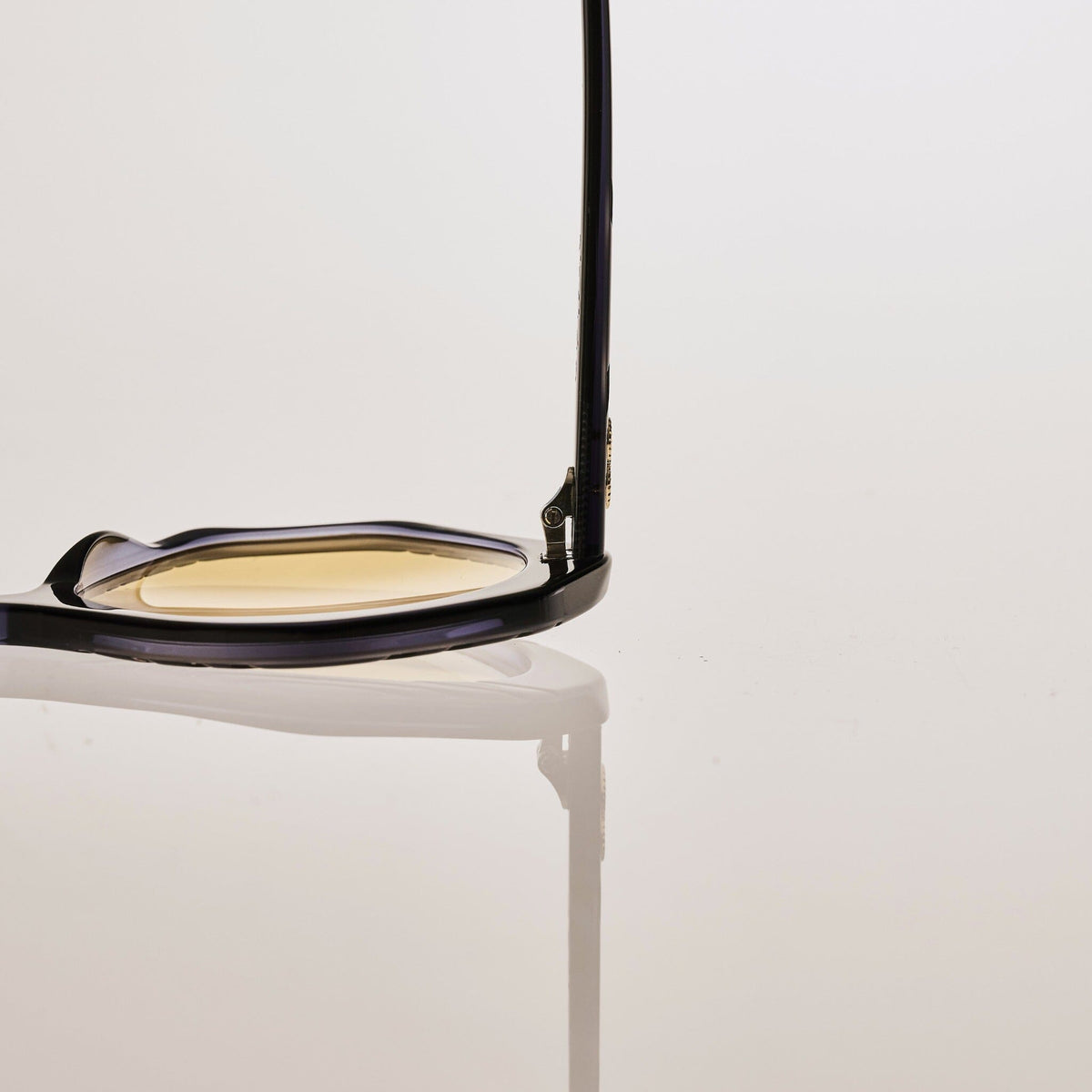CYMBAL Black Blue Obsidien | Yellow Bio Lens