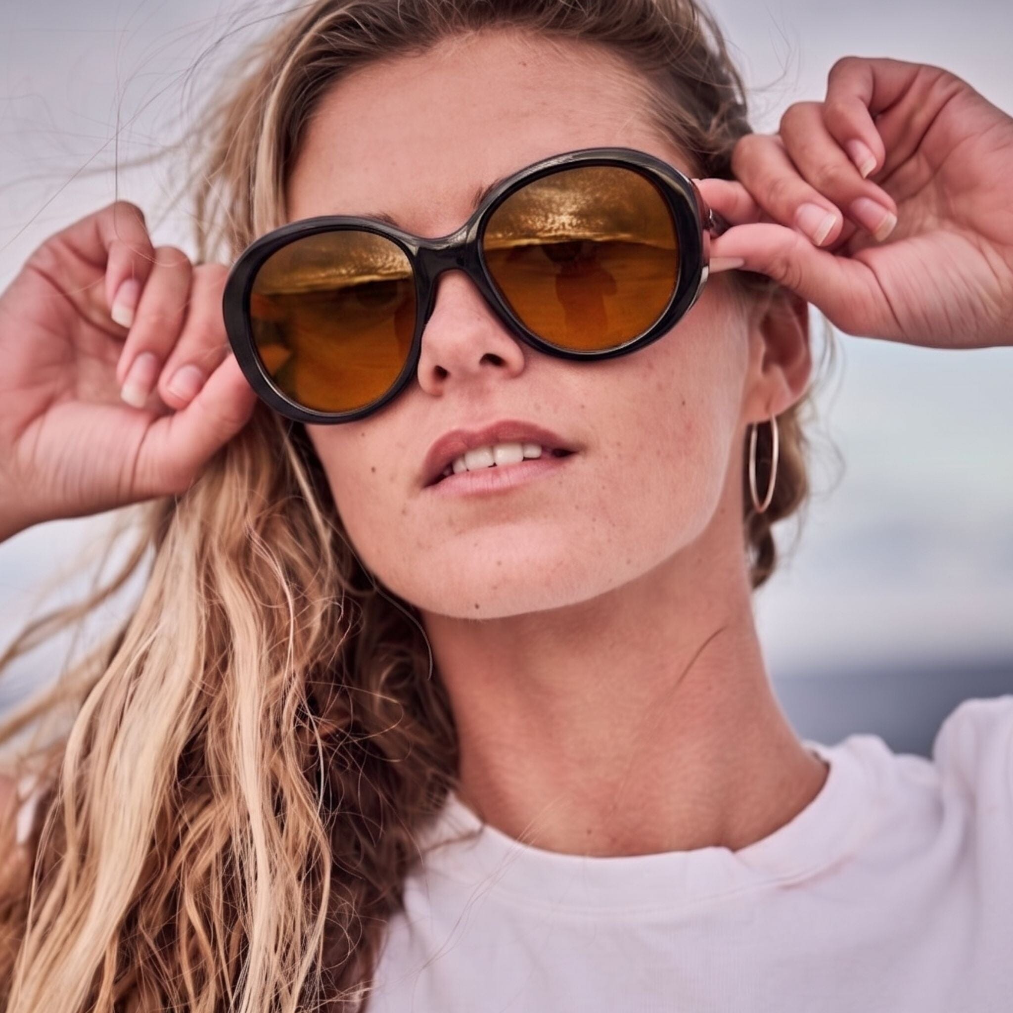 DRUMMER-2.0 Gloss Black | Amber Bio Lens