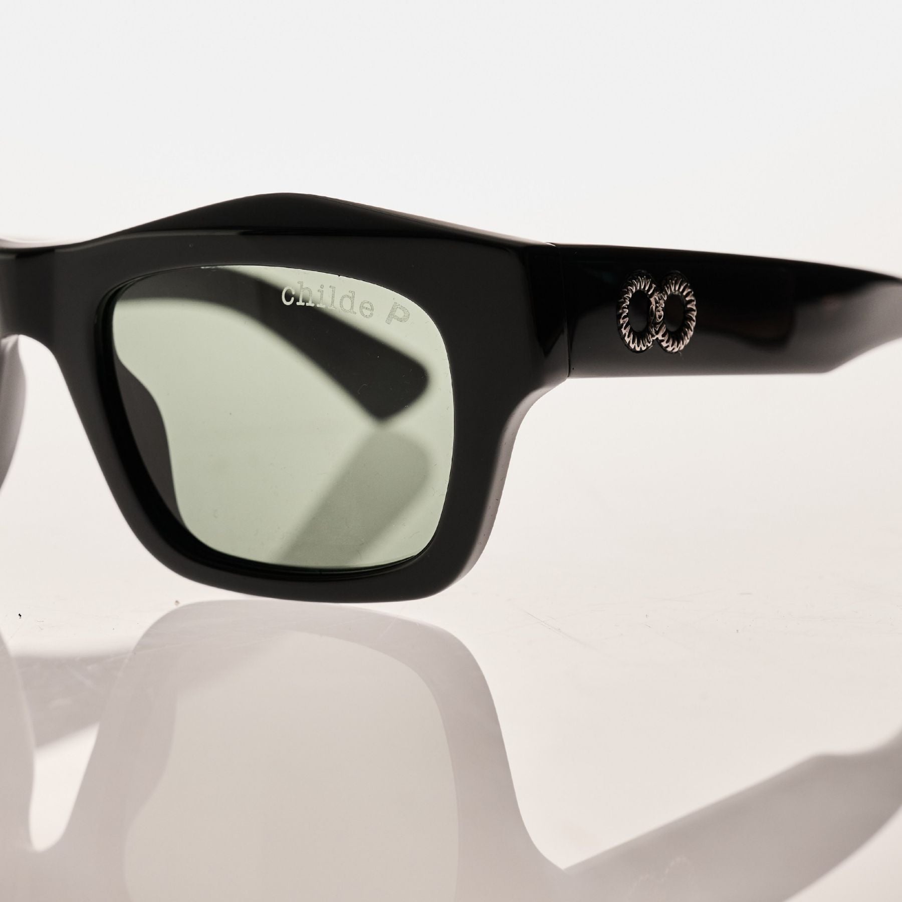 FOLSOM Gloss Black | Green Polarised Lens