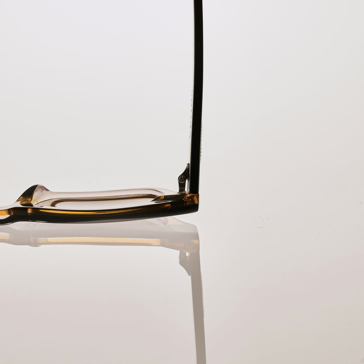 FOLSOM Black Yellow Fade | Amber Bio Lens