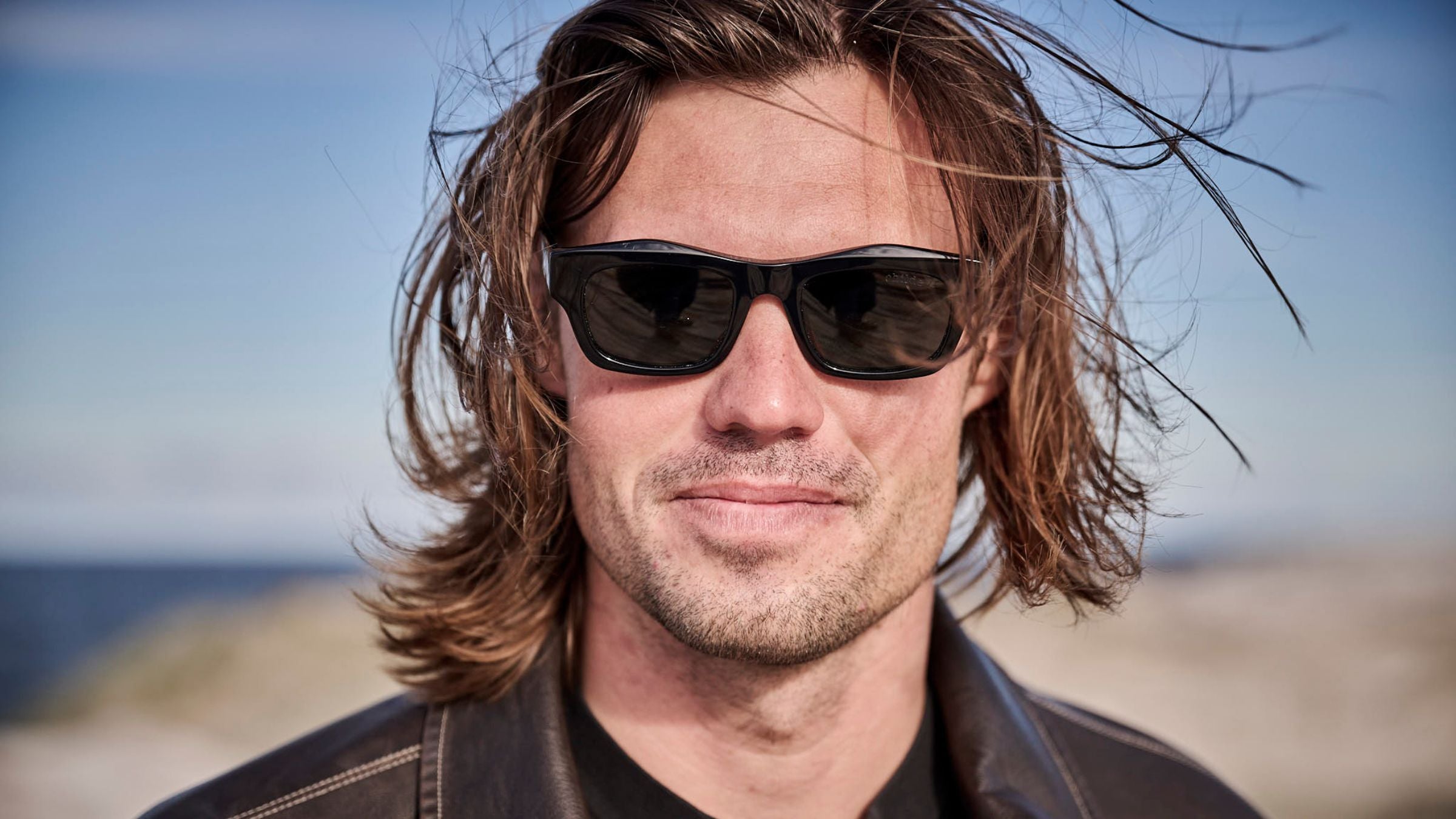 FOLSOM Gloss Black | Green Polarised Lens