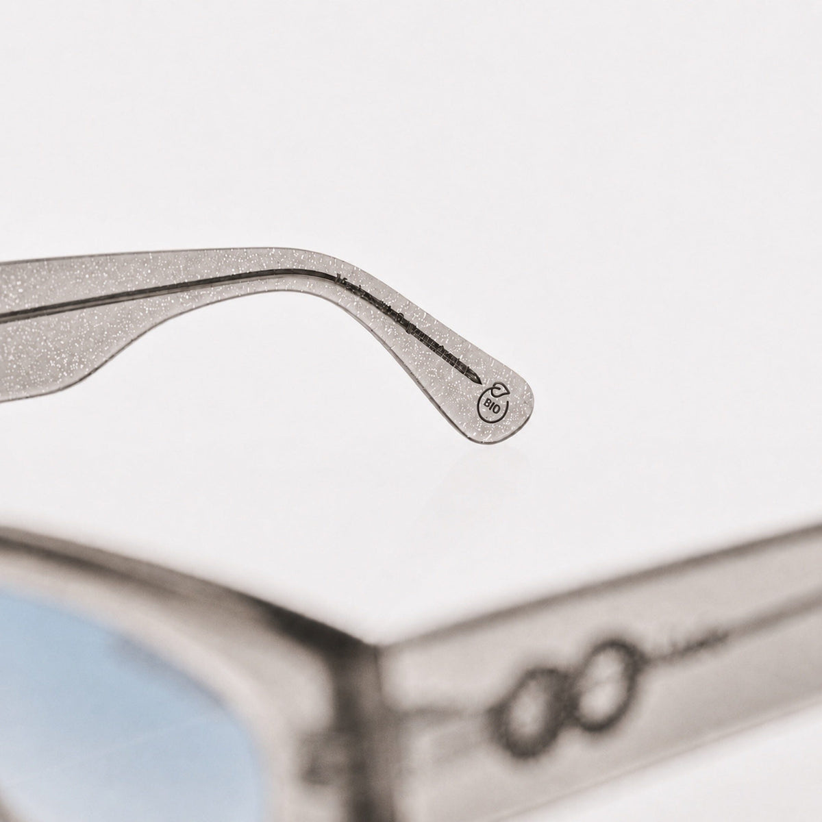 ORACLE Silver Glitter | Blue Chrome Rose Lens