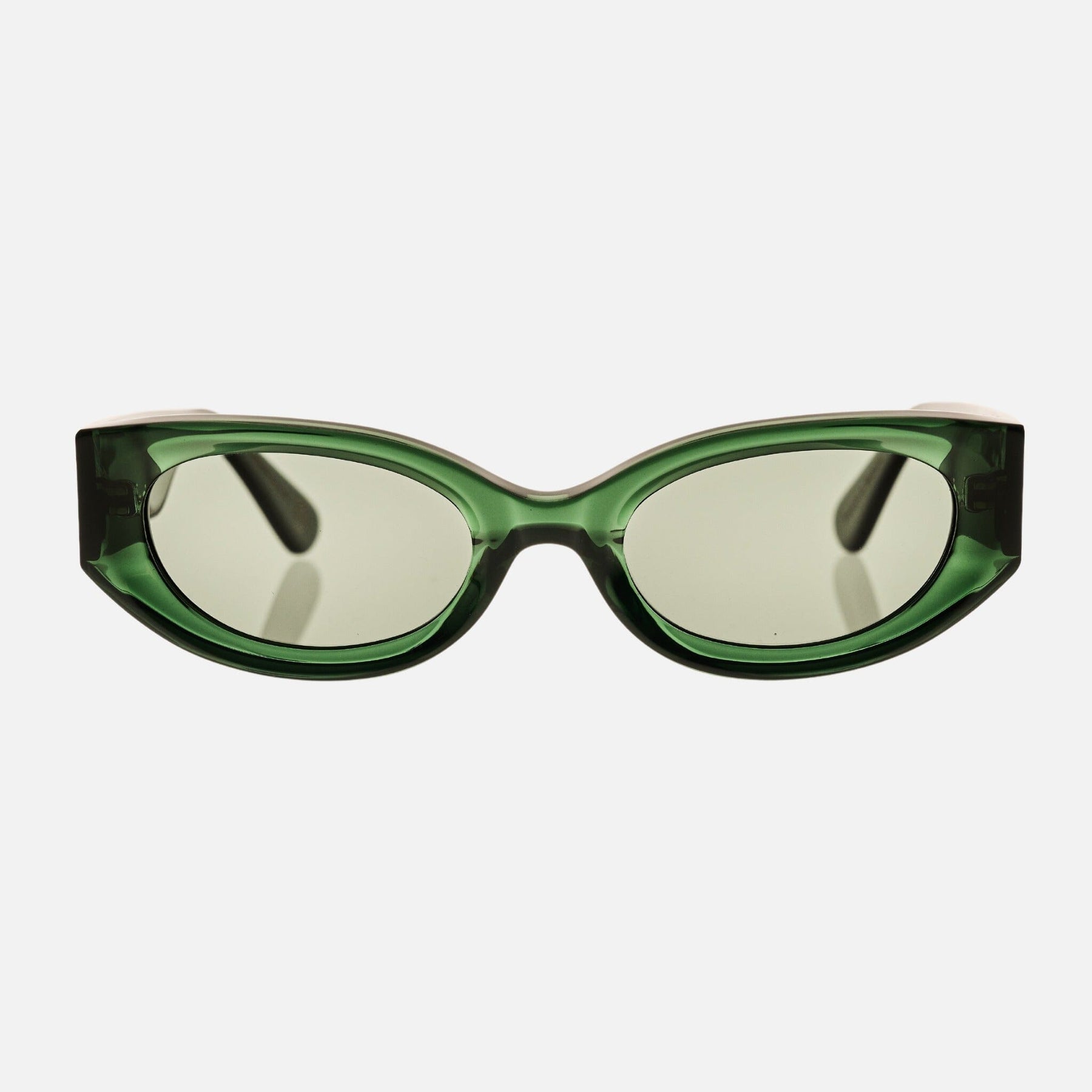 Polarised clarity for reflected glare.