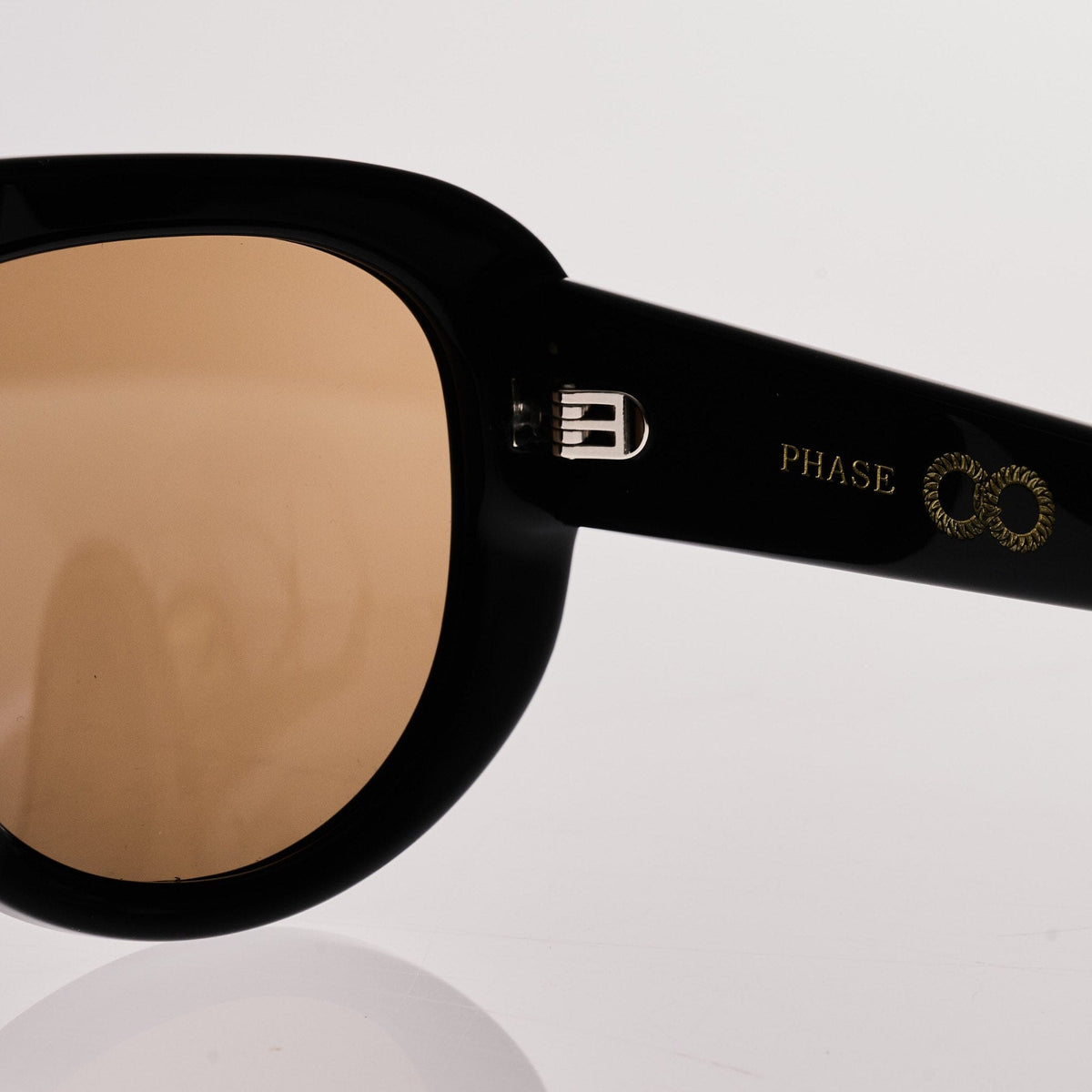 PHASE Gloss Black | Amber Bio Lens