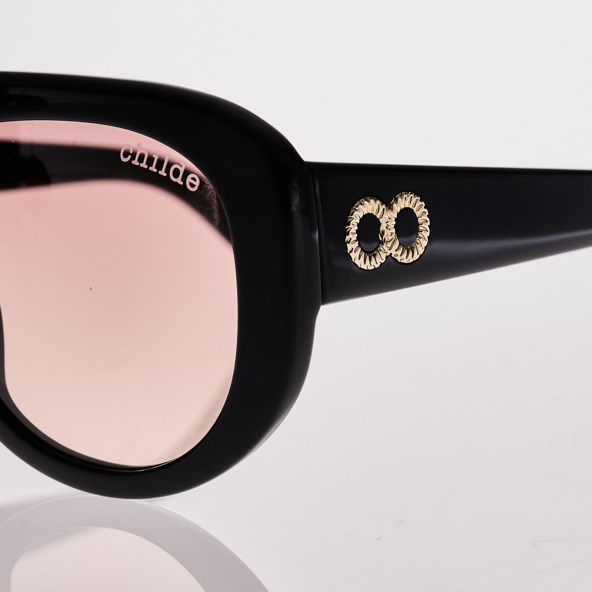 Balanced for daily wear.
