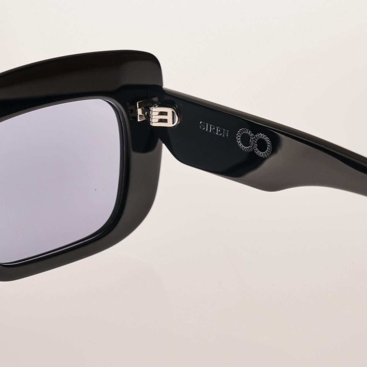 SIREN Gloss Black | Grey Bio Lens