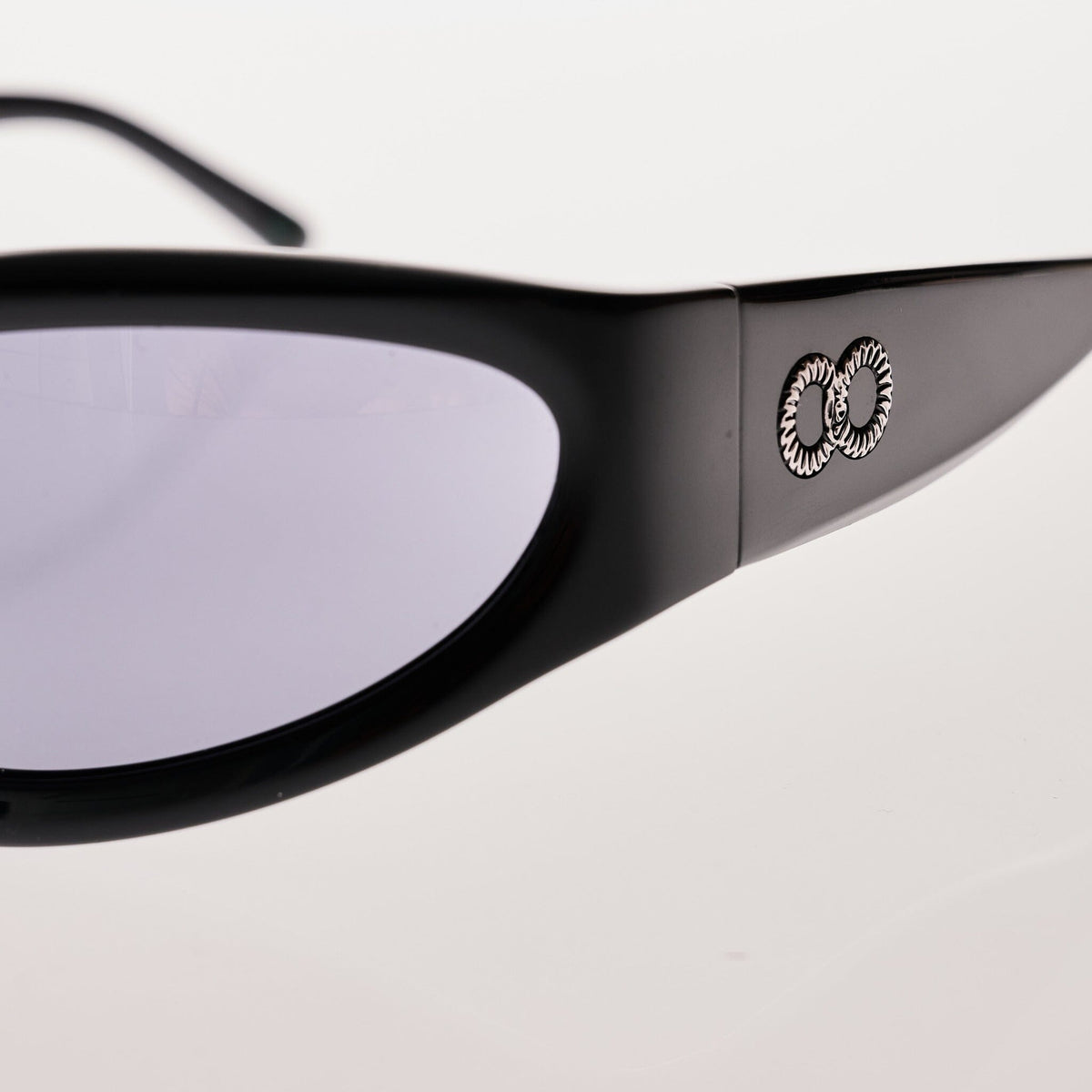 TOMB Gloss Black | Grey Bio Lens