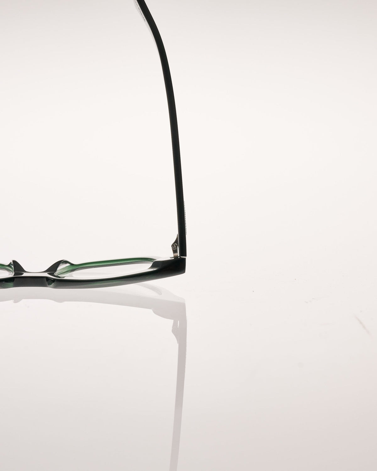 VIVID Translucent Moss Green | Prescription Lens