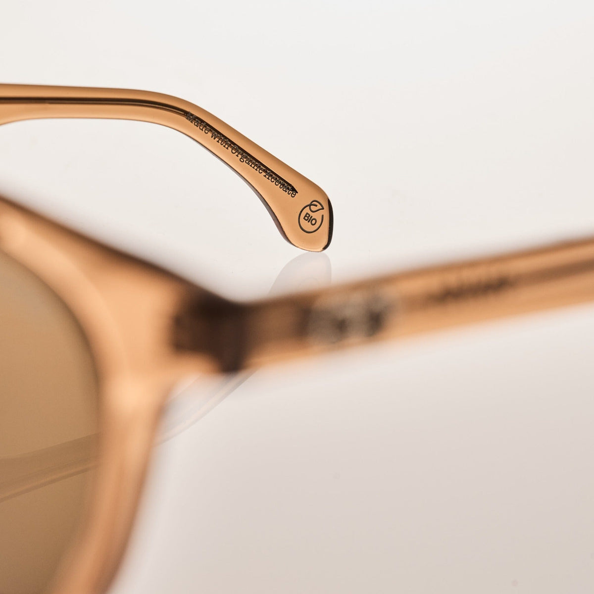 VOCAL Cola | Amber Bio Lens