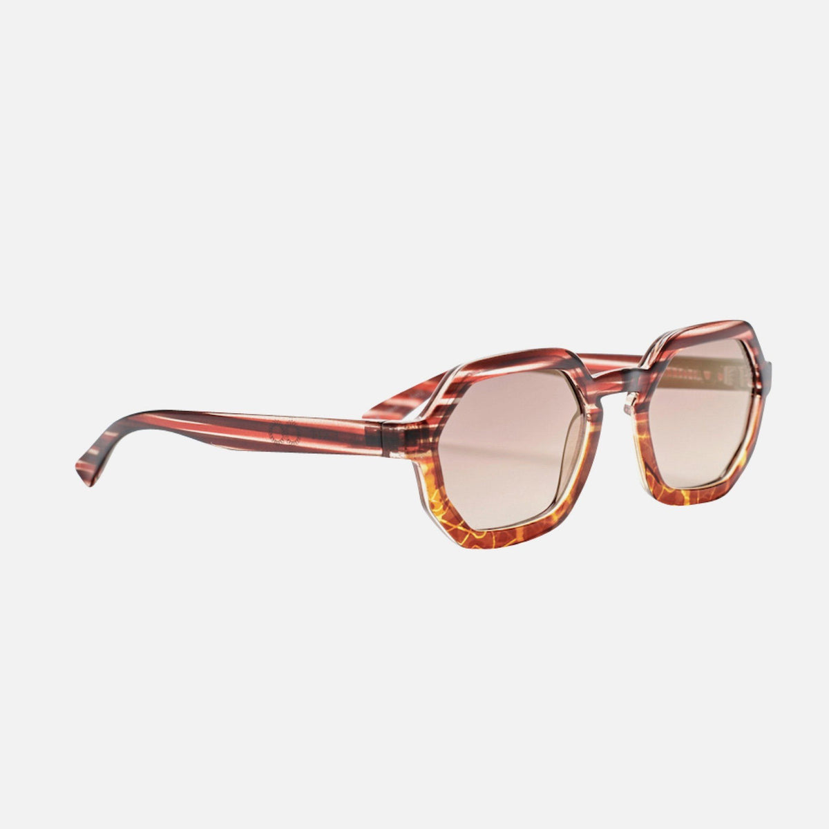 EXIT Striped Bourdeaux to Gloss Tort | Amber Lens